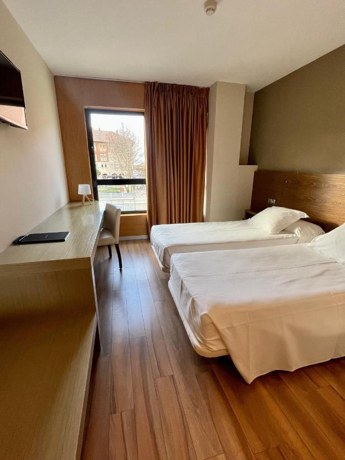 Hotel Duero Laguna de Duero Kamer foto